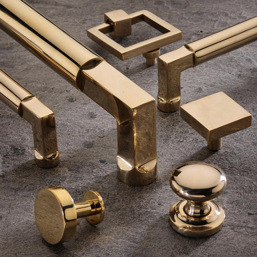 Cabinet hardware