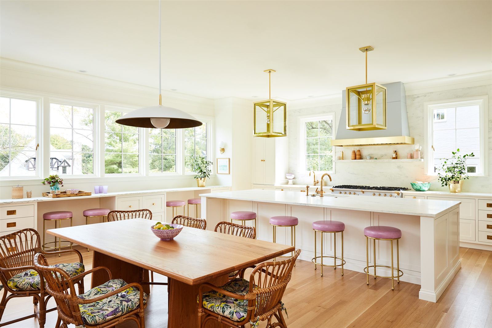 Custom home with Loewen windows in Clayton, Missouri